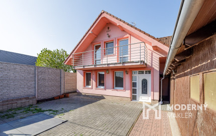 Na predaj 6-izbový rodinný dom s krásnou záhradou v Šamoríne