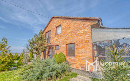 Na predaj priestranný, zariadený rodinný dom v Cerovej