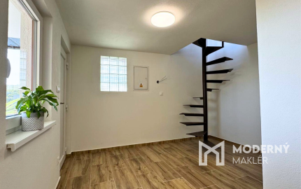 Na predaj chata s panoramatickým výhľadom na Bratislavu