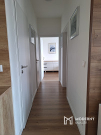 Na predaj moderný 3.izbový byt v Bratislave na Račianskej ulici.