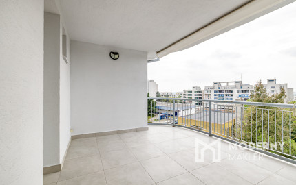 Na prenájom priestranný 5-izbový mezonet v Starom Meste