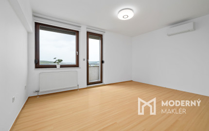 Na predaj luxusný mezonet s terasou a garážou v Starom meste