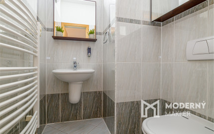 Na predaj luxusný mezonet s terasou a garážou v Starom meste