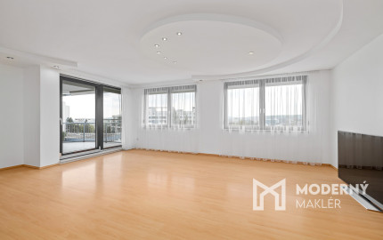 Na predaj luxusný mezonet s terasou a garážou v Starom meste