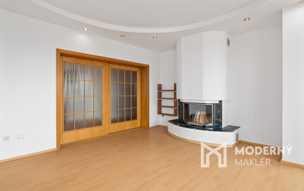 Na predaj luxusný mezonet s terasou a garážou v Starom meste