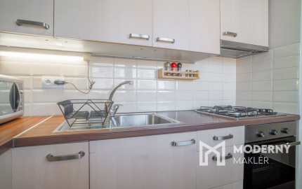 Na prenájom vkusný 2-izbový byt v príjemnej časti Dúbravky