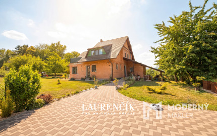 NA PREDAJ | RODINNÝ DOM S VÝHĽADOM NA VRŠATEC - ILAVA, KLOBUŠICE