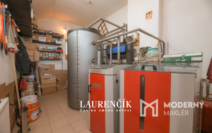 NA PREDAJ | RODINNÝ DOM S VÝHĽADOM NA VRŠATEC - ILAVA, KLOBUŠICE