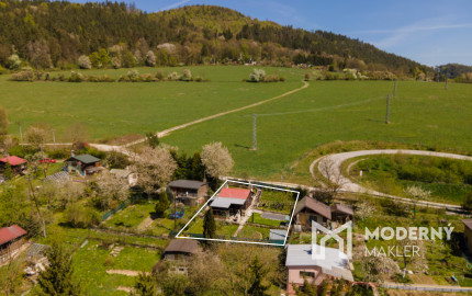 Na predaj chatka s celoročným bývaním v Považskom Chlmci