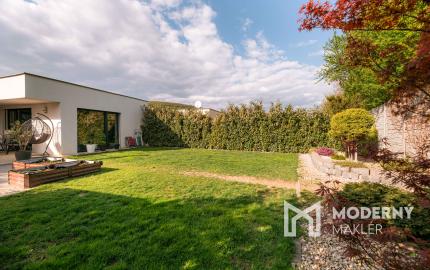 Na predaj 5-izbový rodinný dom v Trenčíne - Zlatovciach