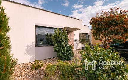 Na predaj 5-izbový rodinný dom v Trenčíne - Zlatovciach