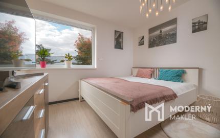 Na predaj 5-izbový rodinný dom v Trenčíne - Zlatovciach