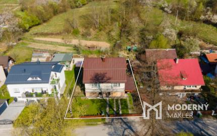 Na predaj priestranný 6-izbový rodinný dom v Oščadnici