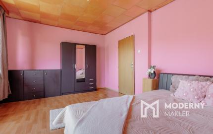 Na predaj priestranný 6-izbový rodinný dom v Oščadnici