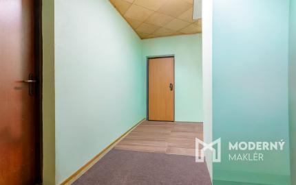 Na predaj priestranný 6-izbový rodinný dom v Oščadnici