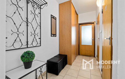 Na predaj kompletne zariadený 3-izbový byt v Podunajských Biskupiciach