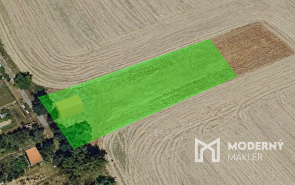 Na predaj pozemok s investičným potenciálom v Malých Dvoranoch