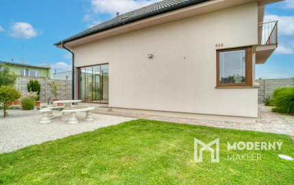 Na predaj rodinný dom s investičným potenciálom v Kostolišti