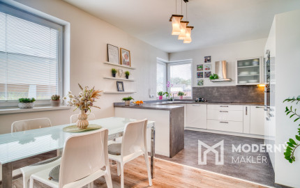 Na predaj rodinný dom s investičným potenciálom v Kostolišti