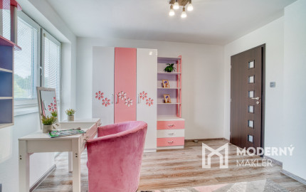 Na predaj rodinný dom s investičným potenciálom v Kostolišti