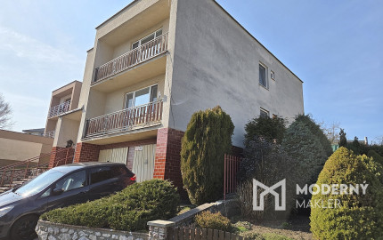 4 izb. byt. jednotka v RD, kompletná rekonštrukcia, 87 m², garáž, pivnica, skladové priestory s pozemkom 333 m2