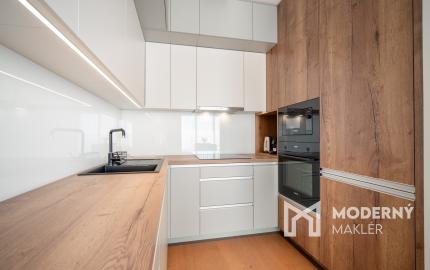 Na prenájom 2-izbový byt so šatníkom, Bratislava – Eurovea Tower