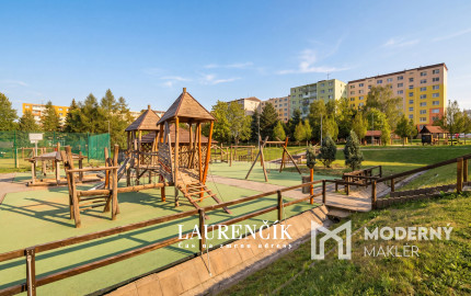 NA PREDAJ | 3 - IZBOVÝ BYT S VÝHĽADOM NA TATRY, POPRAD - UL. ZÁBORSKÉHO