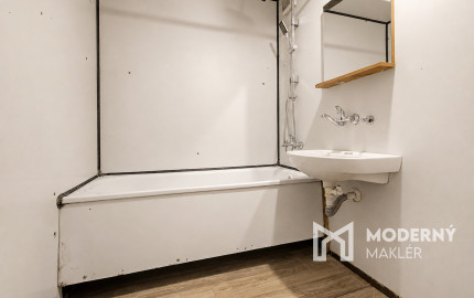 Na predaj priestranný 3-izbový byt v Martine - Zaturčie