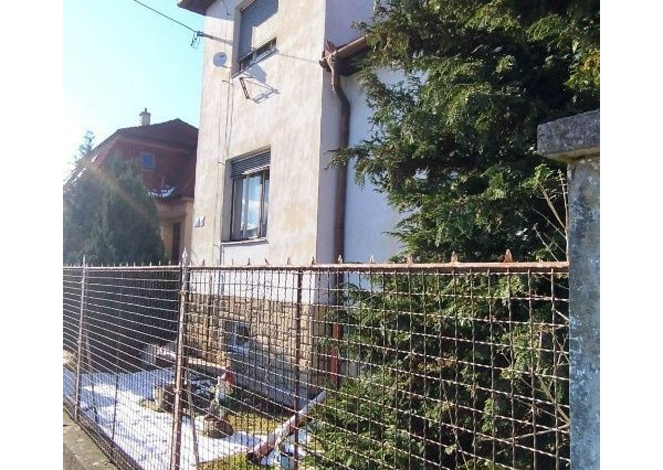 Rodinný dom v centre mesta vhodný aj ako investícia, Trenčín