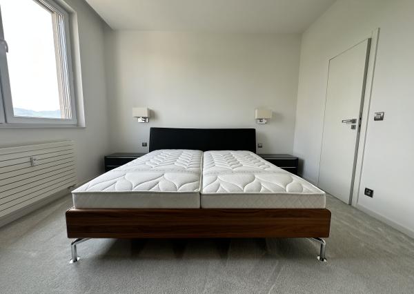 Nadštandardný 3 izbový, kompletne zariadený byt Saratovská, Trenčín