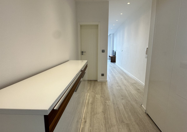 Nadštandardný 3 izbový, kompletne zariadený byt Saratovská, Trenčín