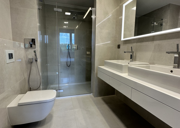 Nadštandardný 3 izbový, kompletne zariadený byt Saratovská, Trenčín