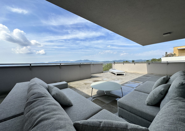 LUXUSNÝ 4 IZBOVÝ, KOMPLETNE ZARIADENÝ BYT, SARATOVSKÁ, TRENČÍN