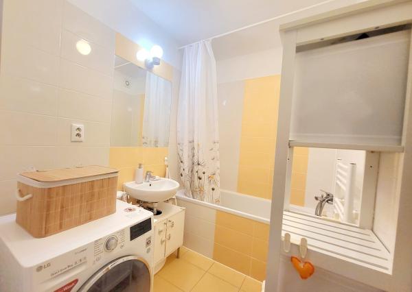 PREDANÝ 2 IZBOVÝ, 65 m2 BYT NA LIPTOVSKEJ ULICI V TRENČÍNE