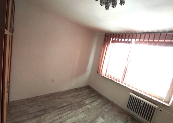 Zrekonštruovaný 3-izbový byt vo výbornej lokalite Nového Mesta nad Váhom