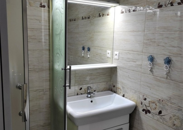 Zrekonštruovaný 3-izbový byt vo výbornej lokalite Nového Mesta nad Váhom