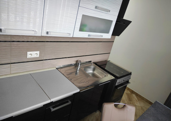 Zrekonštruovaný 3-izbový byt vo výbornej lokalite Nového Mesta nad Váhom