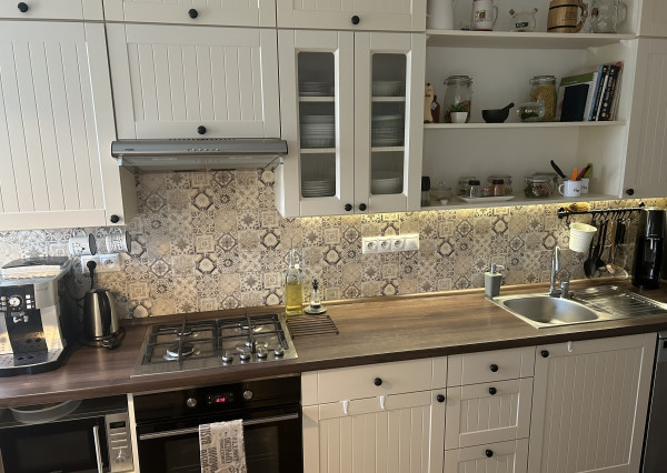 PREDANÝ !!! 3-izbový byt s vlastnou záhradou