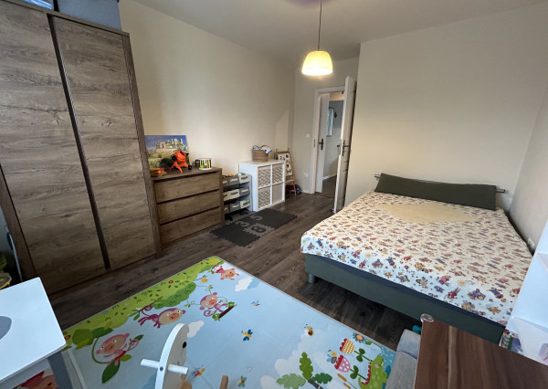 PREDANÝ !!! 3-izbový byt s vlastnou záhradou