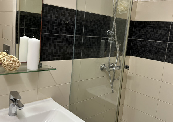 PREDANÝ!!! Slnečný 1-izbový byt v tichom prostredí mesta Piešťany