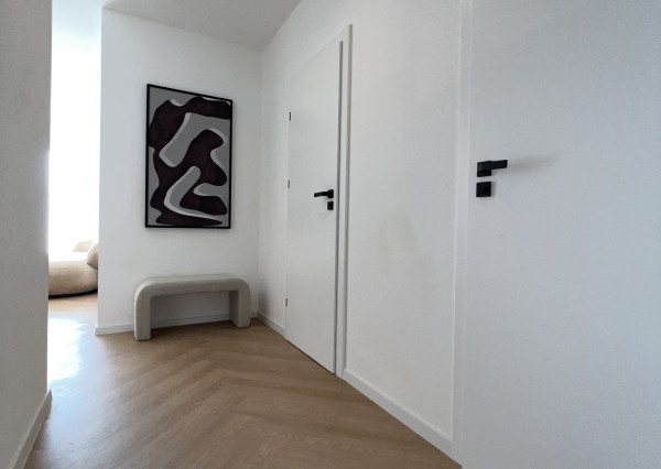 Na prenájom novostavba moderného, kompletne zariadeného 2izb bytu na Tramínovej ul. v Trenčíne.