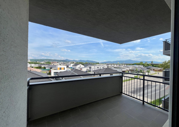 Dvojizbový byt s výhľadom na Trenčiansky hrad