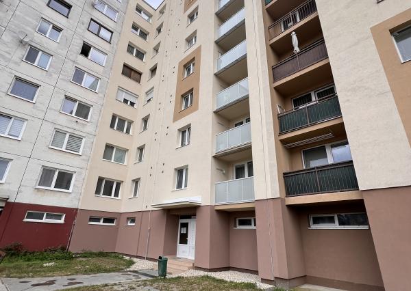 3+1 izbový byt vyhodný na rekonštrukciu, Nemšová