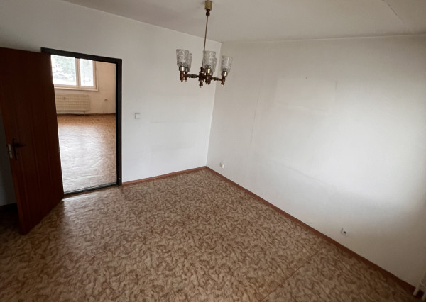 3+1 izbový byt vyhodný na rekonštrukciu, Nemšová