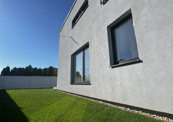 Na predaj novostavba RD s pekným pozemkom v Gabčíkove