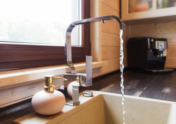 Drevenica, novostavba v obci Cimenná, v srdci prírody