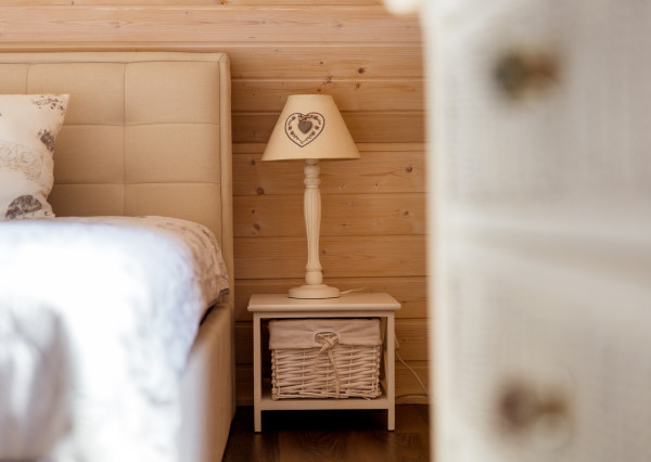 Drevenica, novostavba v obci Cimenná, v srdci prírody