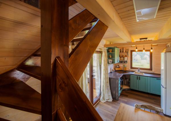 Drevenica, novostavba v obci Cimenná, v srdci prírody