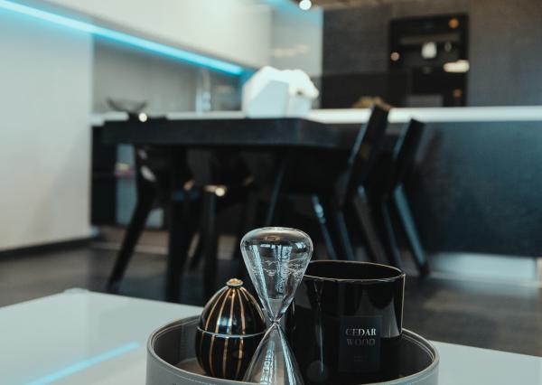 Prenájom 4izb bytu v centre Trenčína s terasou a parkovaním.