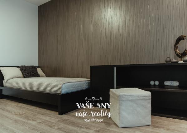 Prenájom 4izb bytu v centre Trenčína s terasou a parkovaním.